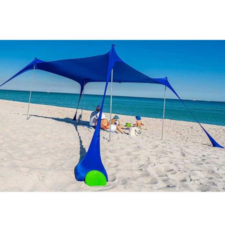 Tenda da spiaggia con protezione UV UPF50 con 4 pali in alluminio, 4 ancoraggi per aste, 4 ancoraggi per sacchi di sabbia telo di protezione grande e portatile
 
