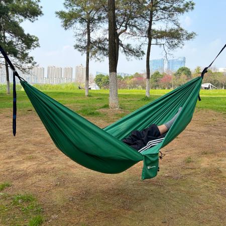 Amaca portatile da campeggio per 1-2 persone, in resistente tessuto di nylon, ideale per 1-2 persone, perfetta per escursioni e trekking. 