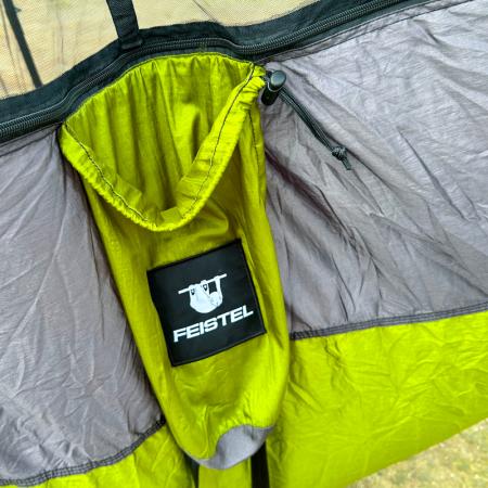 Amaca doppia da campeggio portatile in nylon paracadute con zanzariera, corda e moschettoni, per esterni.